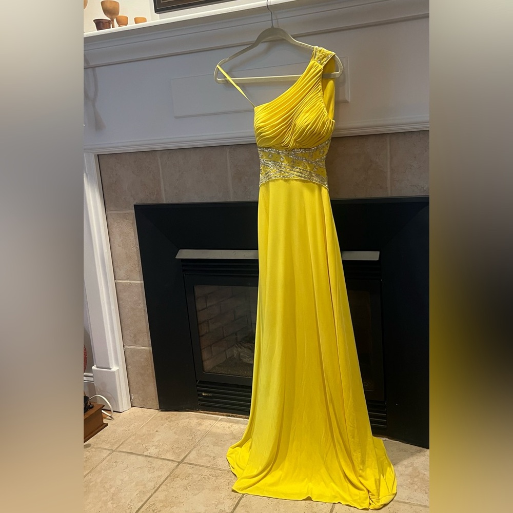 Cache Beaded One Shoulder Gown, Size 2